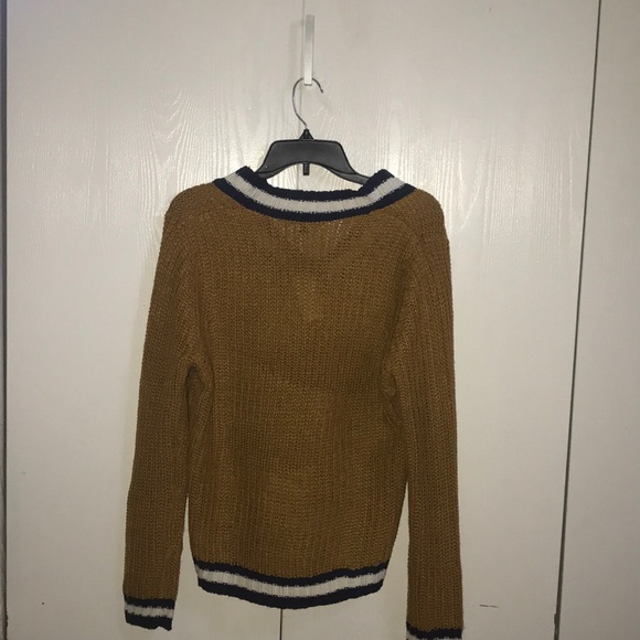 Gold,white and blue sweater - Picture 2 of 2